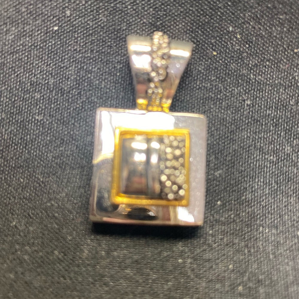 Premier Designs Pendant - Picture 2 of 2
